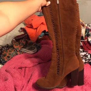 Women’s boots
